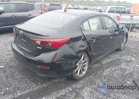 2018 Mazda Mazda3 Touring из США, поврежденный, VIN 3MZBN1V38JM233316
